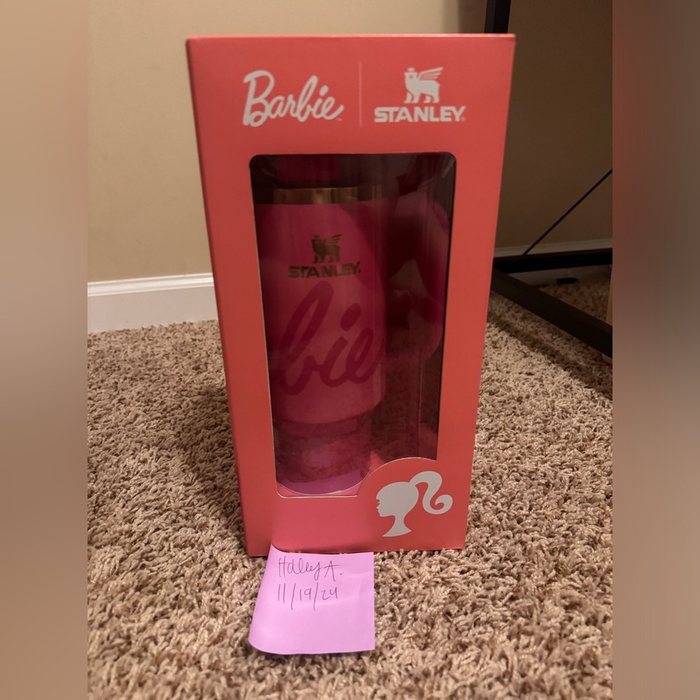 Barbie 40 oz Stanley